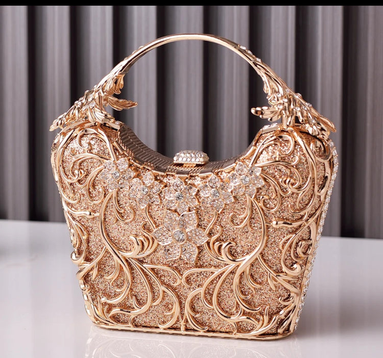 Vintage fashion metal flower luxury clutch delicacy twinkle ladies diamond evening bags - Yembifashion 