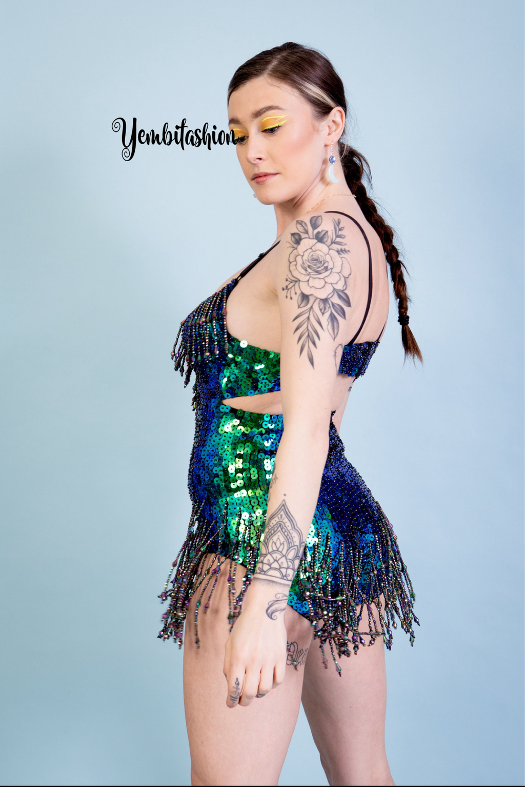 Laura Festival Outfit