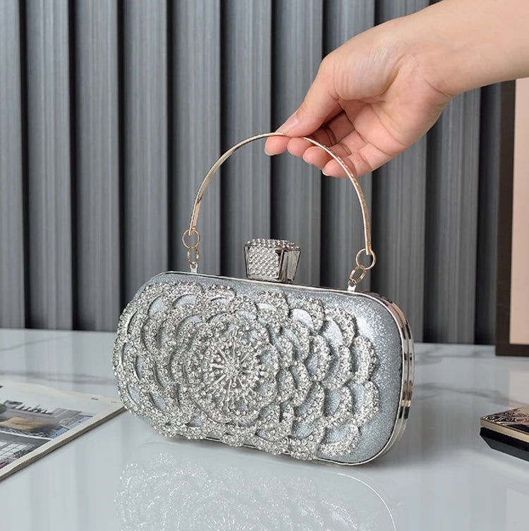 Vintage fashion metal flower luxury clutch delicacy twinkle ladies diamond evening bags - Yembifashion 