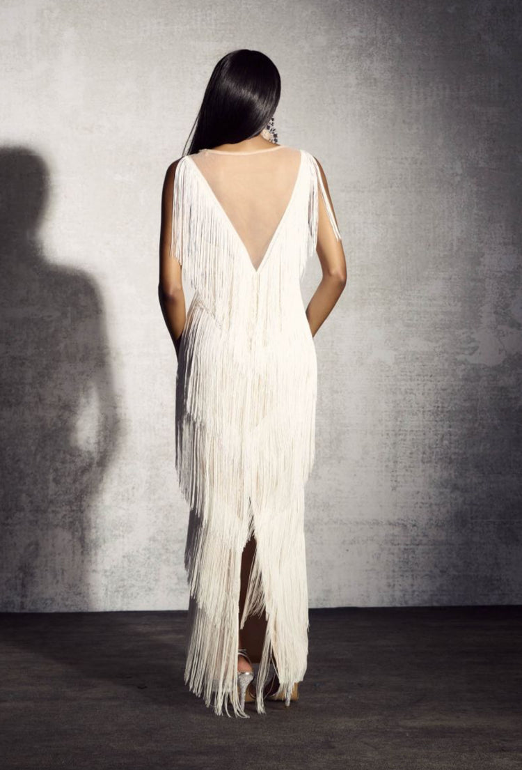 Luxury lace V-neck maxi dress – affordable evening fashion for women”