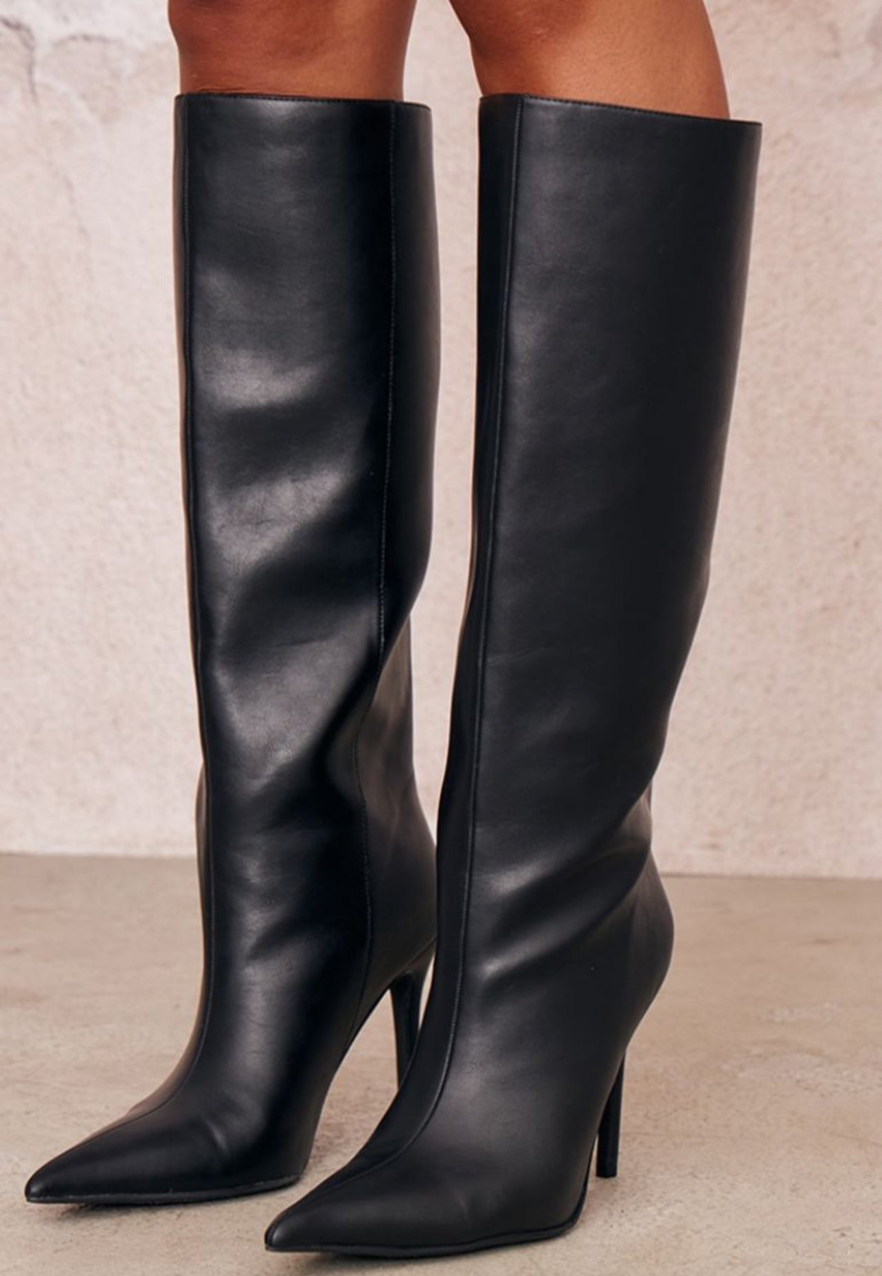 Black  Knee High Heeled Boot