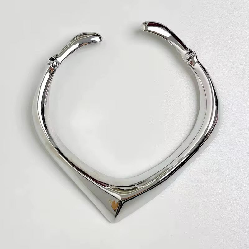Silver Choker Collar Necklace – Statement Luxury